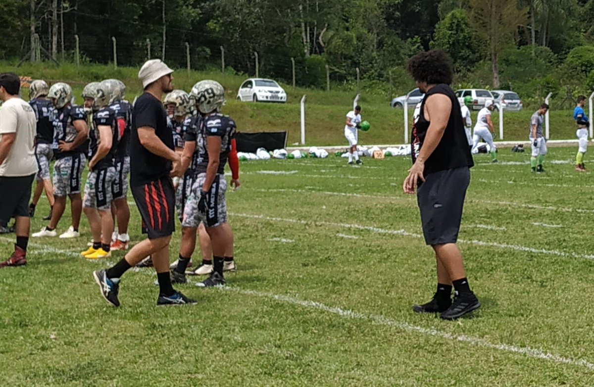 AlvaroNFLMartin's tweet photo. .@NFL: nueve atletas preseleccionados para el #InternationalPathwayProgram. Al menos cuatro seran invitados a escuadras de practica de cada equipo en una division. Los linieros ofensivos #IsaacAlarcon (MEX) y #OtavioAmorim (BRA) entre los nueve. @NFLEspanol @NFLmx @NFLBrasil https://t.co/tWoak5brNN