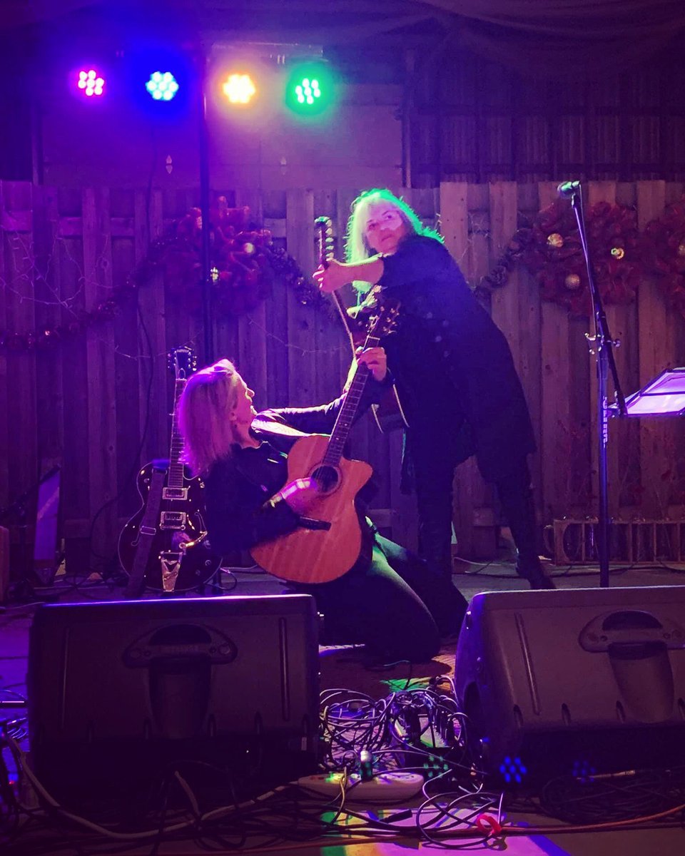 thanks Stone Crop Acres Winery and @HarmonyConcerts for a super end to our 2019 #harmonyconcertseries #ottawa #songwriters #livemusic #thankyou #2019