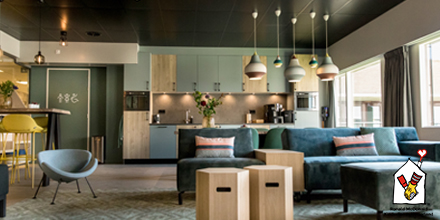 De meerwaarde van de Ronald McDonald Huiskamers is nu ook wetenschappelijk onderbouwd: onderzoeksbureau Shign geeft aan dat de Huiskamers sterk bijdragen aan het fysieke en emotionele welzijn van ouders.✨ Lees alle resultaten in het persbericht: mi8.ly/dgajlq