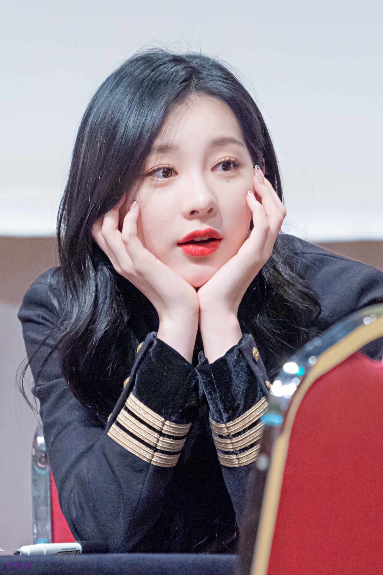 ELWvWhhUEAAGR-I.jpg:orig