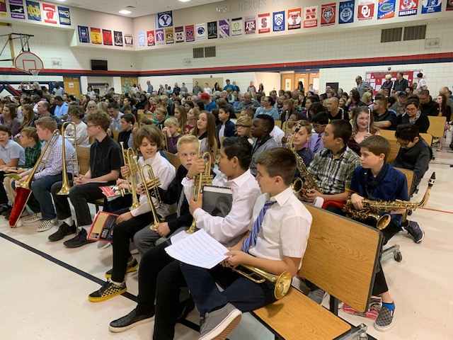 JDHullHeroes's tweet image. Amazing 5th and 6th grade Band Concert, under the direction of Mrs. Baldwin!  @ChandlerUnified @JanePto