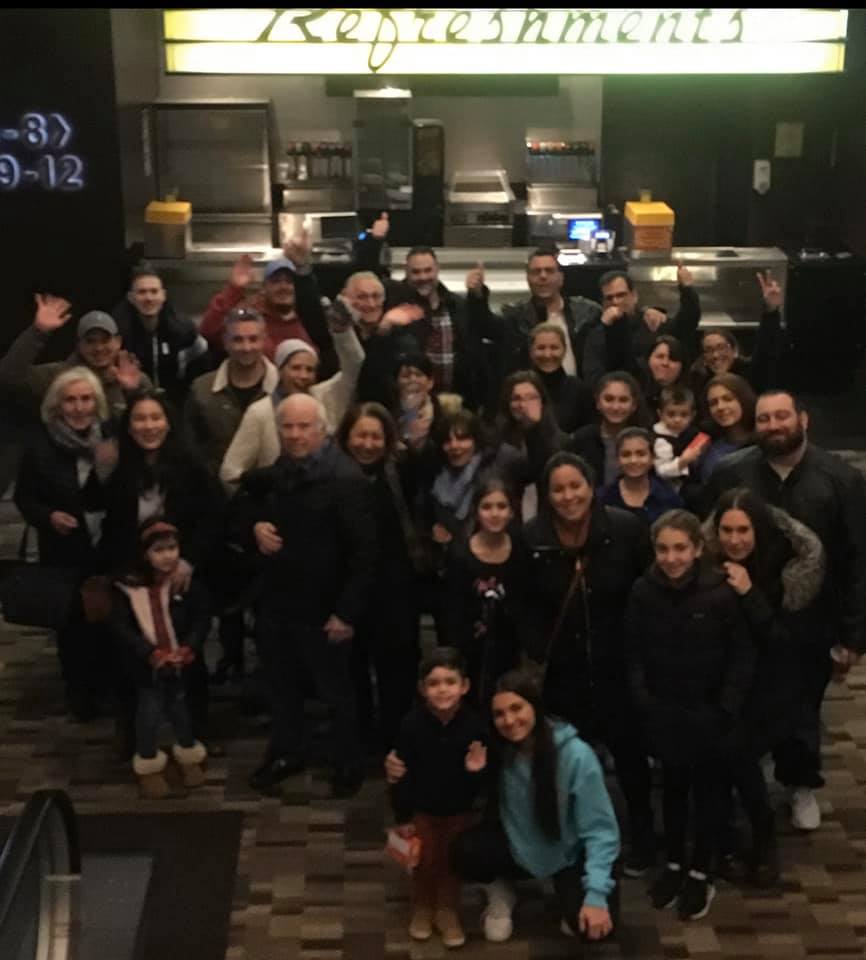 LinoD's tweet image. Oof, It&apos;s been a tuff weekend... but with the love and support from friends and family like mine, I always realize how lucky i truly am.  PS: This picture represents 1/3 of the Box Office.  #Gratitude #ImAworkInProgress #OnwardsandUpwards