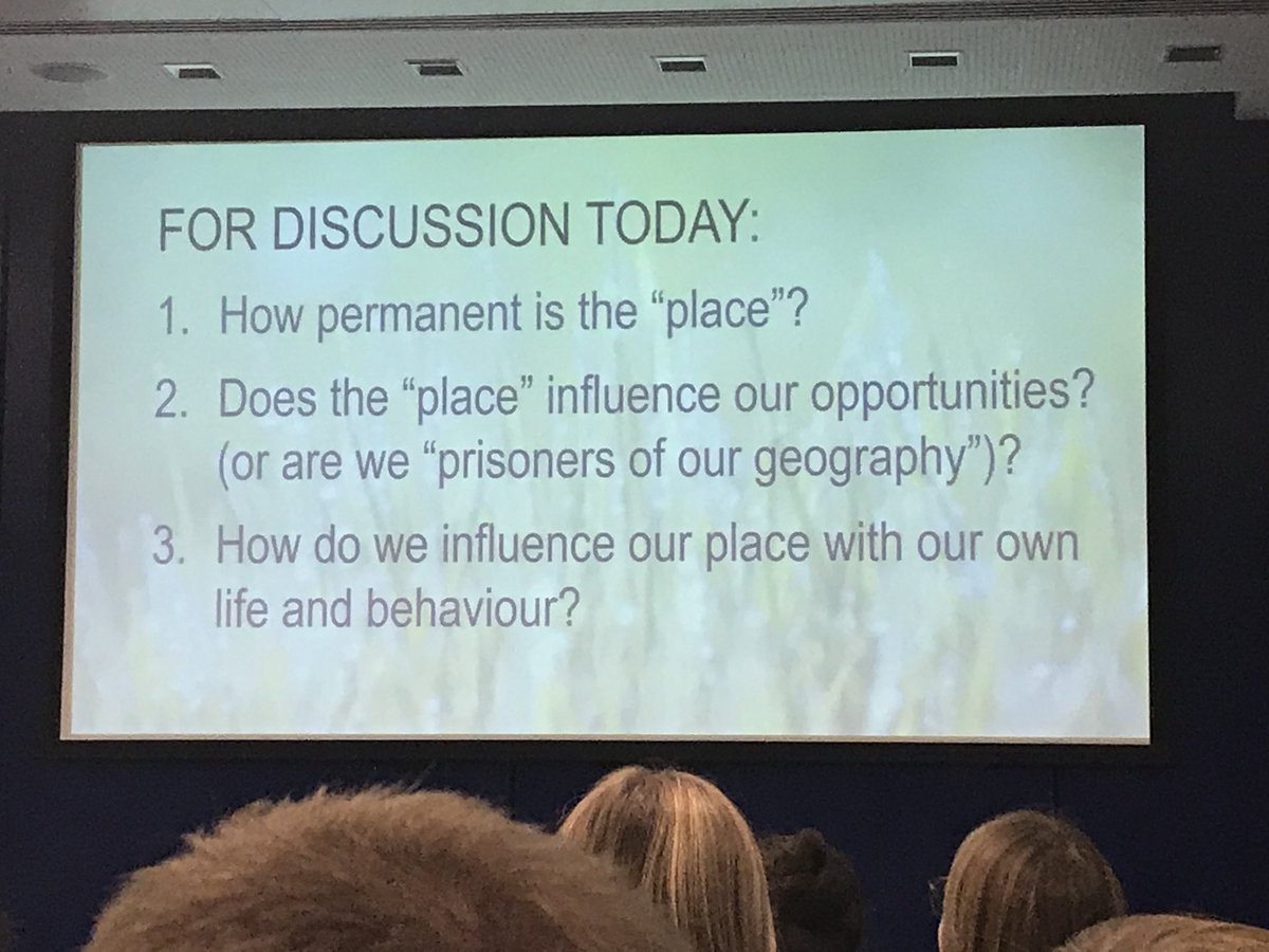 mikeymoo's tweet photo. ‘Mapping the human is more important than mapping the physical’ says @MartinaJuvara #maplondon https://t.co/S6VlJDm0ad