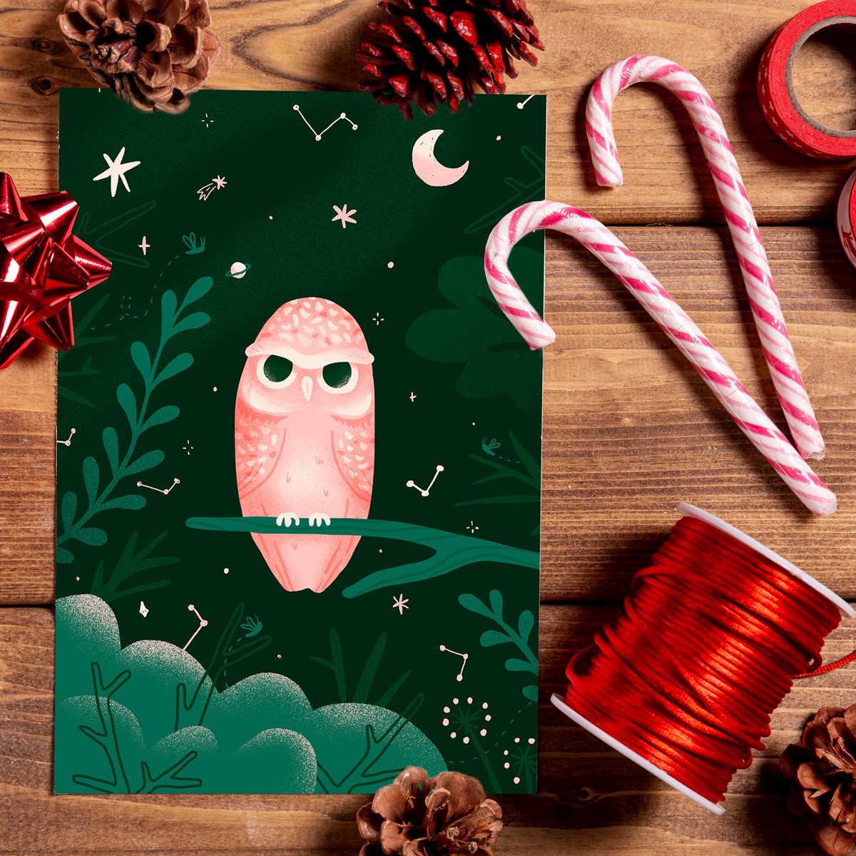 clubdelpapel's tweet photo. Diciembre en El Club es especial. Es un paquetito que pensamos con @michimc13 para que fuera completamente festivo, para que cada producto tenga una utilidad y para que los regalos que se intercambien tengan algo más, algo lindo y hecho acá. https://t.co/UUFOm848lD