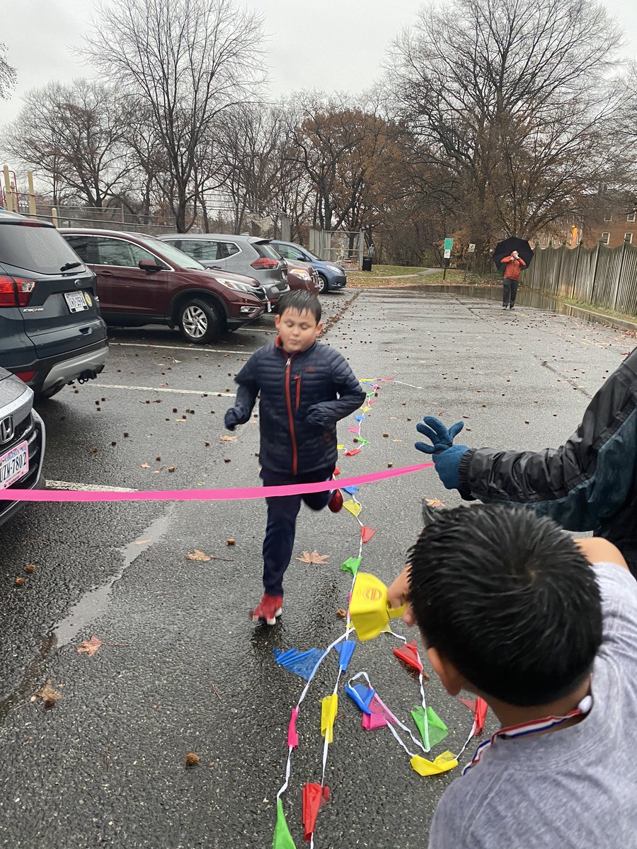 SaraShaw7's tweet photo. 5K in the rain! 🌧 way to go Ben!! 🏃 @longbranch_es @CordaroFit #boysgottarun https://t.co/YG7zlnBSai