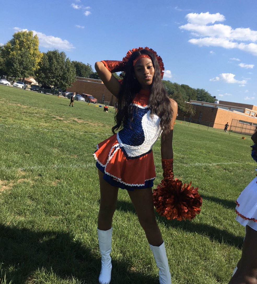 Destiny Magee is a freshman dance management major at YSU and this is her first year in DE. She is also in the Penguin Ally Collective and has been dancing for 11 years. Her favorite style is modern and she also enjoys theatre. #MemberMonday