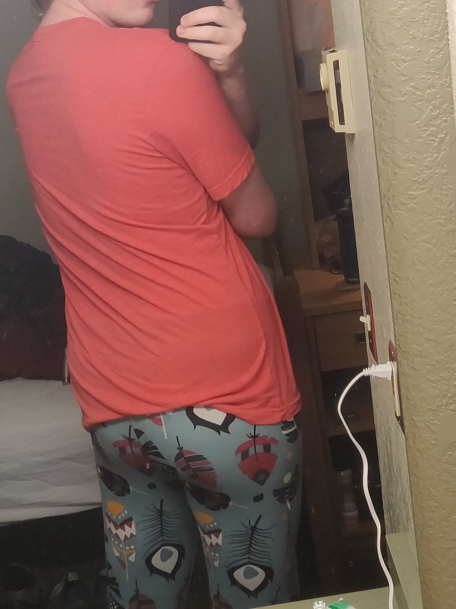 LewdSmolDoe's tweet photo. Felt cute, might delete later

not https://t.co/RuTtAX0Aw6