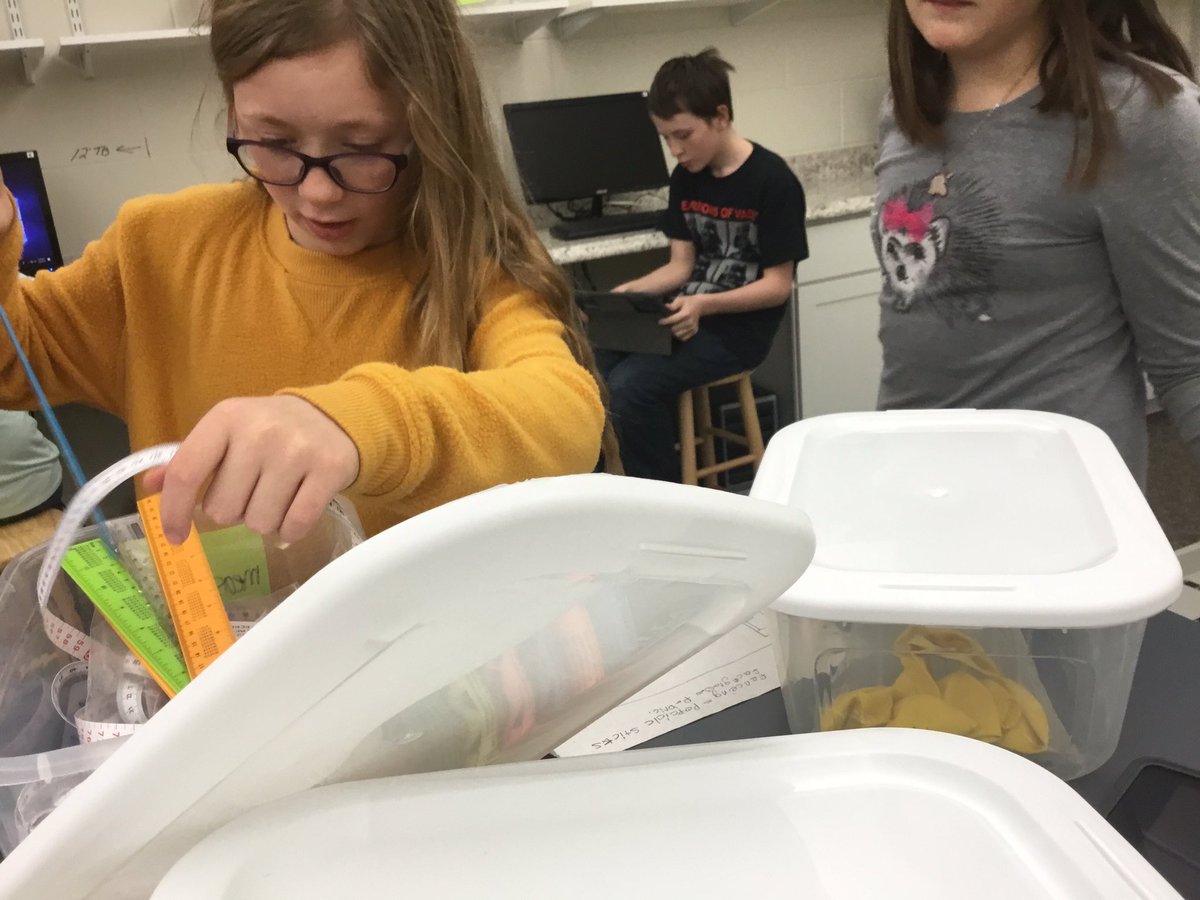 LESSTEAM_ROBO's tweet photo. Stem-bobcats is making a nice playground! https://t.co/BKX2uxxir7