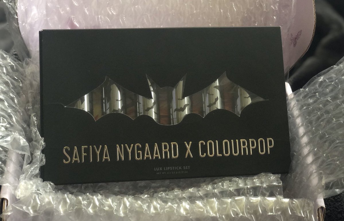 kayladuncan's tweet image. Ahhh! I’m so excited that my @safiyajn  x @ColourPopCo  collection showed up today! I’m in love, and I’m totally ordering another set next restock! 😍 #badmakeupscience #frankenlipsticks