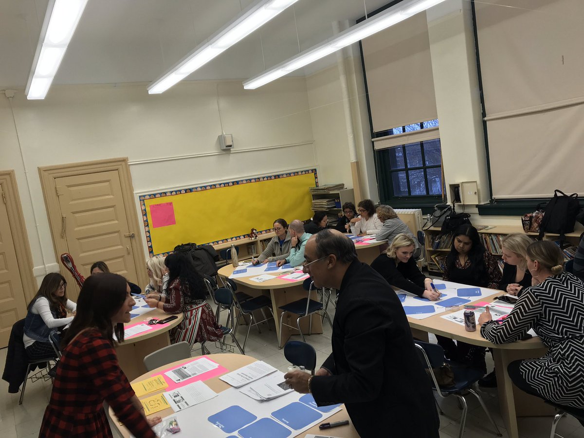 DominicArmano's tweet photo. #ShoutOut to Gina Ceparano from the @QueensNorthBO. She did an excellent job deepening our work with #AdvancedLiteracies. #InstructionalFocus #OnDemandWriting #SteinwaySWAG https://t.co/Ho4UJ7FRFh