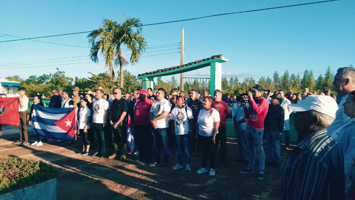UJC_Venezuela's tweet photo. Gloria eterna a nuestros Héroes de la Patria!!!!!!! https://t.co/p2lxpip408
