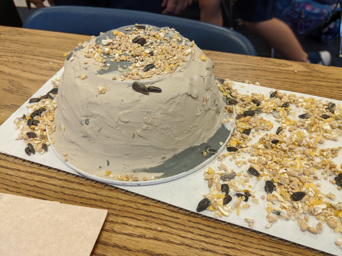 JDHullHeroes's tweet image. Students in Mrs. Viera’s 4th grade classrooms took their knowledge on various Native American tribes and create homes that would be appropriate for each taking into account climate and natural resources from their assigned U.S. region. @ChandlerUnified @JanePto