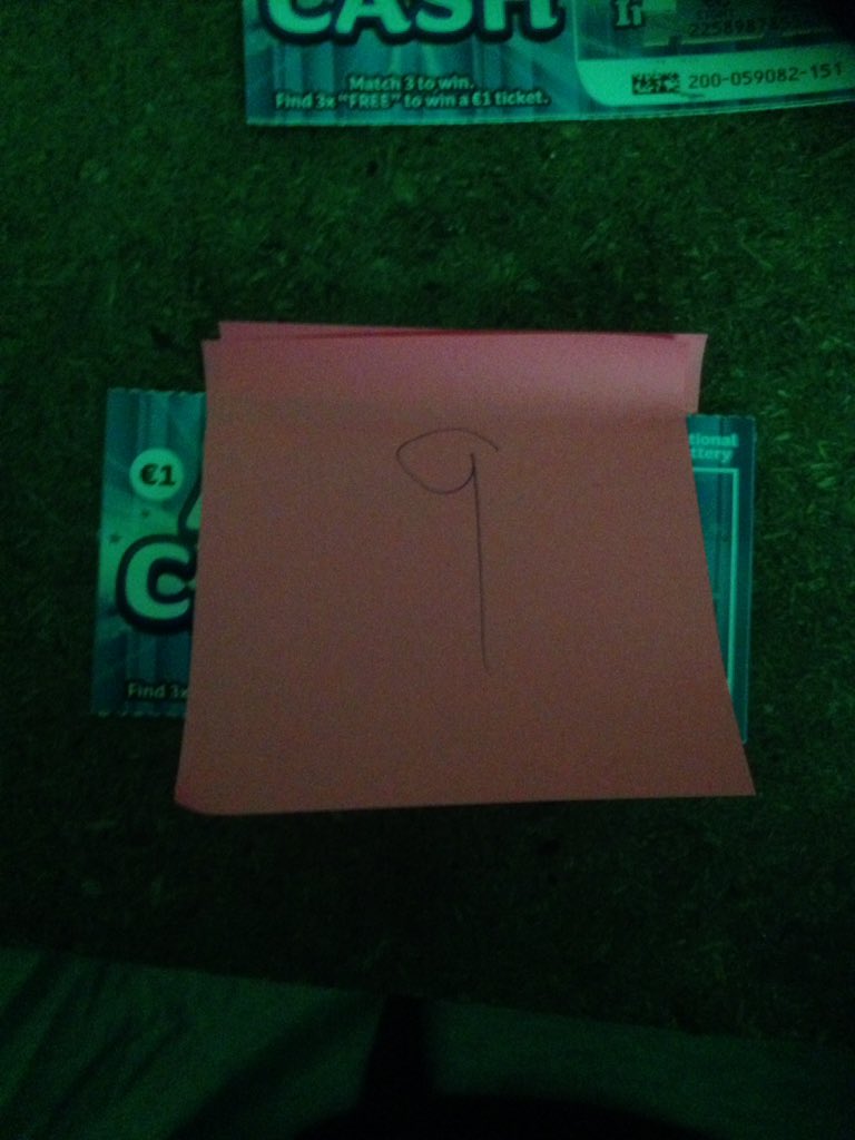 NatterIKH's tweet photo. So.. Day 9 of #scratchmas / #scratchvent then folks.. got my second free scratch card from yesterday exchanged.. a dud and the 9th ticket is also a dud too.. man my advent calendar is being a Scrooge. https://t.co/U1G0HElv0P