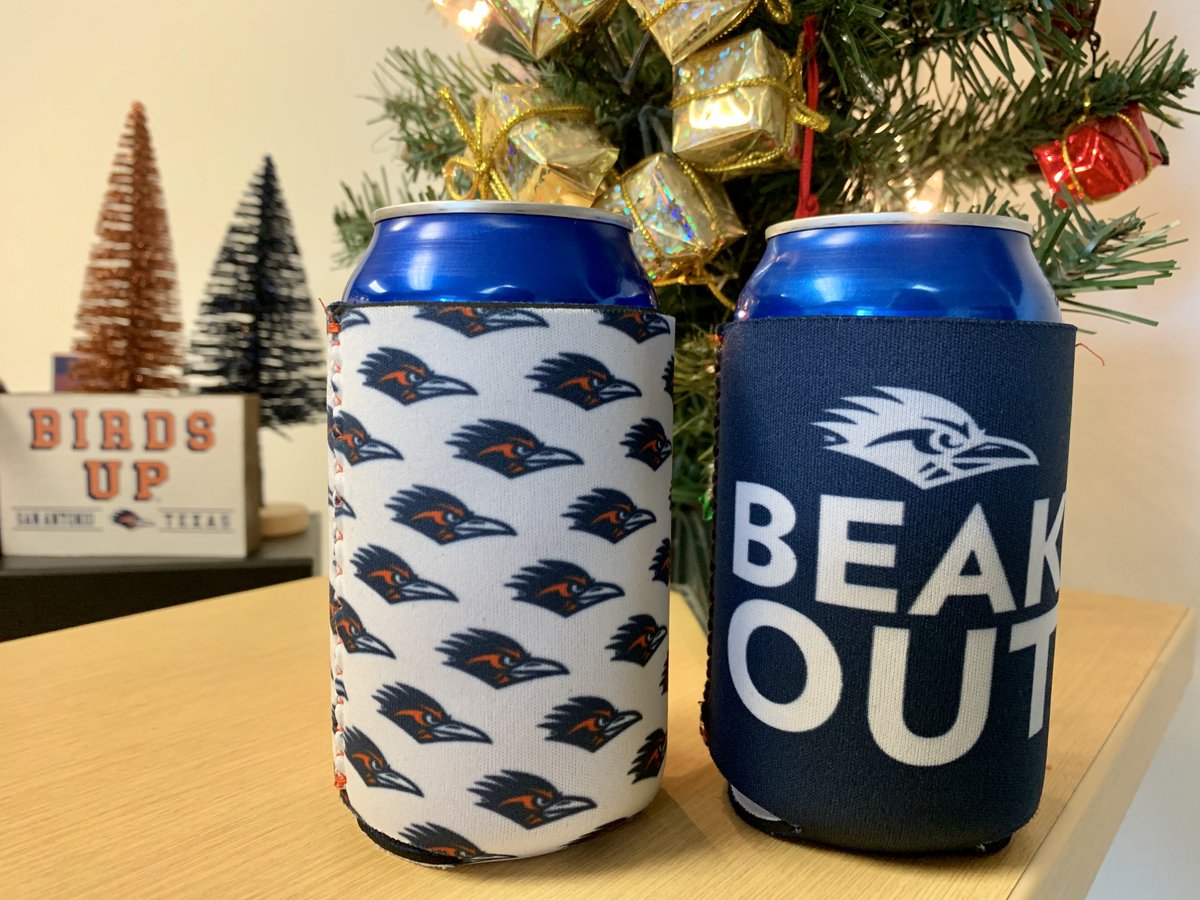 UTSAAlumni's tweet photo. #CreditHuman GIVEAWAY🥳  On the 6th day of Alumni Cheer my association sent to me...

7 #UTSA reversible koozies. Follow, RT and tag a friend to be eligible to receive a gift and spread some holiday cheer🎁🎄 https://t.co/QacuHvN020