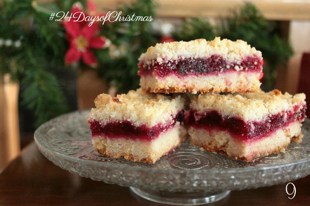DishntheKitchen's tweet photo. Cranberry Bars are rich, buttery and so easy to make. Perfect for the holidays and a great way to use up any leftover fresh cranberries or cranberry sauce. #CranberryBars #holidays #cranberries #ChristmasBars #24DaysofChristmas https://t.co/r3rXmBfAuP