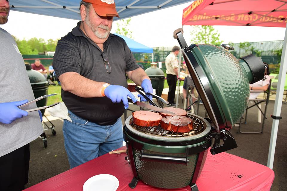 dizzypigbbq's tweet photo. What is your favorite part of DizzyFest? Purchase your membership for DizzyFest15 today at https://t.co/Wds6Qst0dD #dizzyfest #dizzypig #BigGreenEgg https://t.co/XdJrc7y6kf