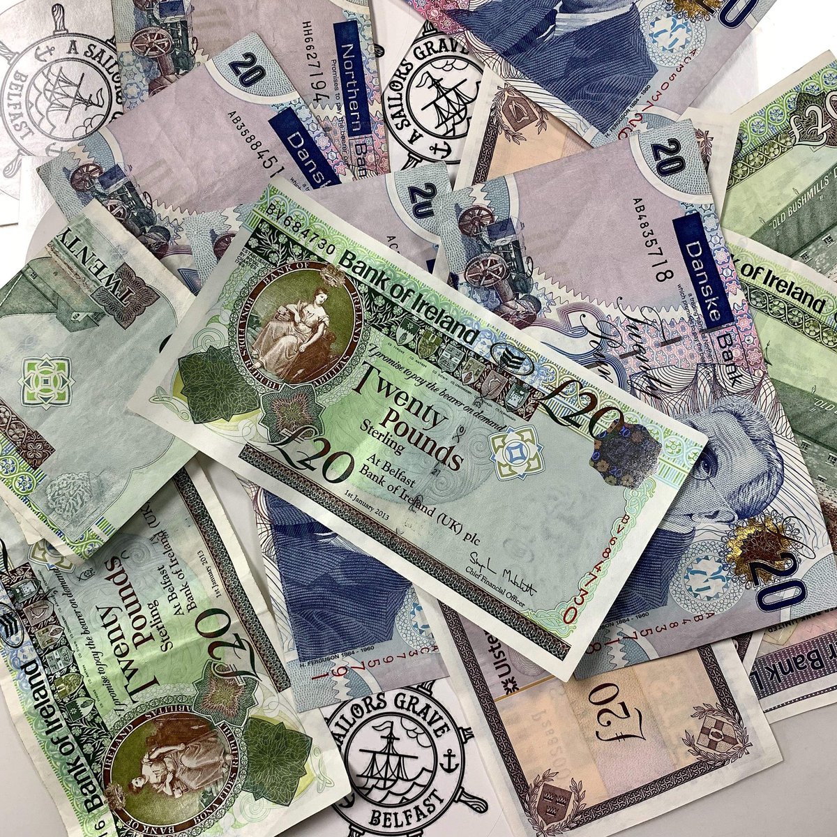 ASGBelfast's tweet photo. How does everyone feel about an anniversary giveaway? 🥰

#3years #Belfast #cash https://t.co/h5XtXHKGPY