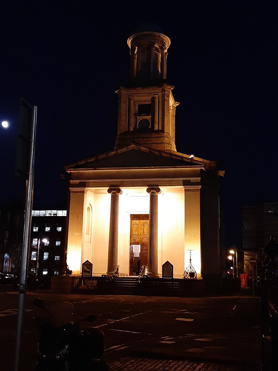 St Stephens, The Pepper Canister lit up, ready for  #carolsbycandlelight this evening at 6pm.join us for a Joyous celebration of #Christmas <a href="/MerrionSqDub/">Merrion Square</a>