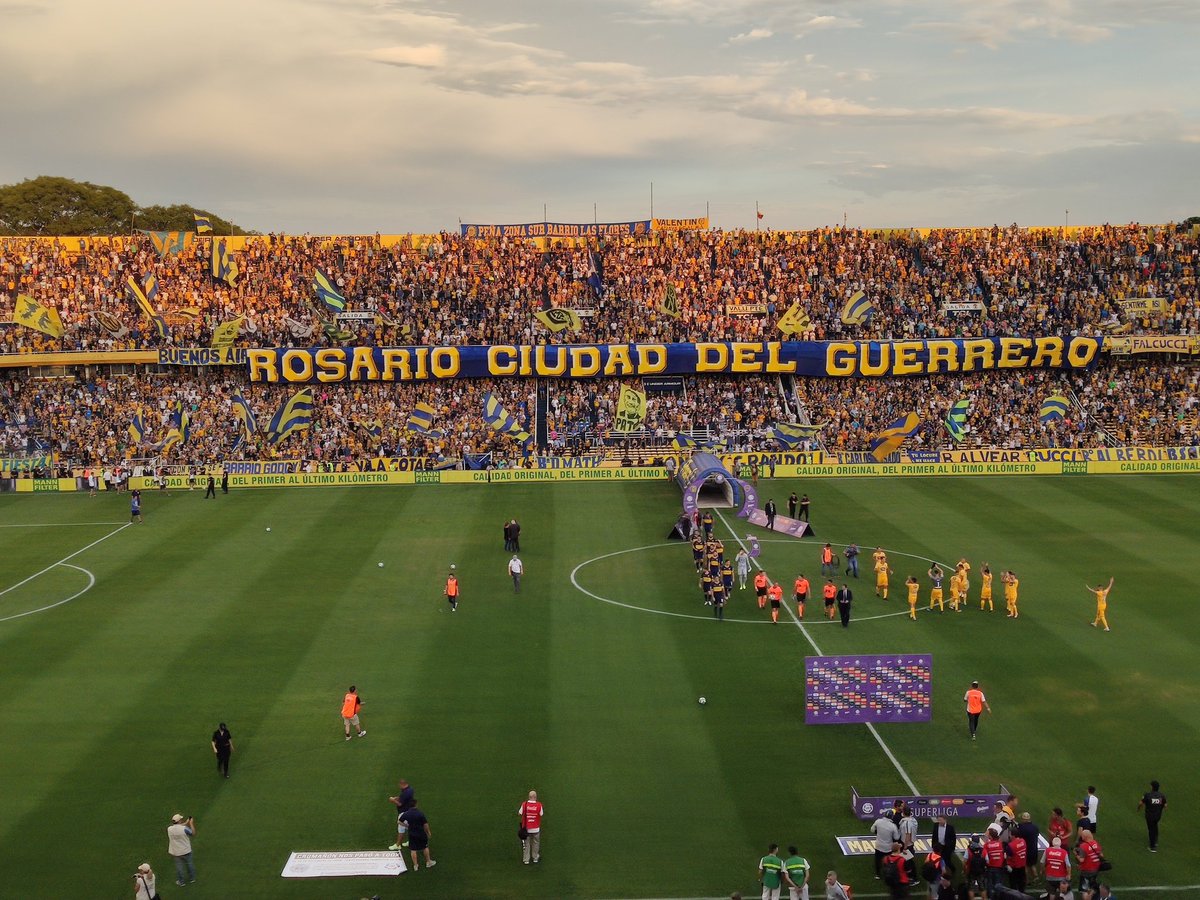 InfoCanaya's tweet photo. Ninguna hinchada lo va a hacer mejor https://t.co/FjjqzOQt3n