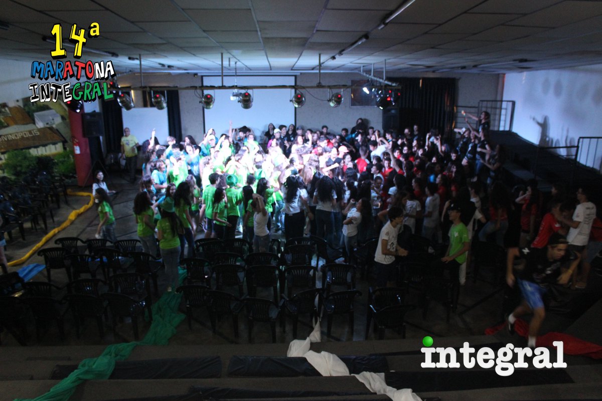 integraldiv's tweet photo. Não tinha jeito melhor para encerrar... as equipes todas unidas em perfeita harmonia! #OrgulhoDeSerIntegral 🖤❤⚪💚💙💜💛 https://t.co/FhQDFT8gYP
