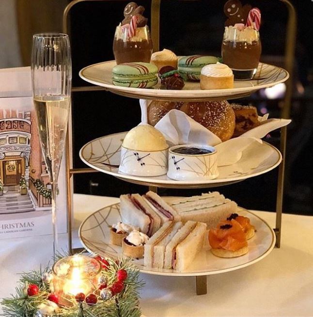 Afternoon tea @11Cadogan featuring our stunning #Reed #finebonechina ☕️ 🍰 👌 #finebonechina #afternoontea #tea #luxurylondon #11cadogangardens #londonhotel <a href="/RelaisChateaux/">Relais & Châteaux</a>
