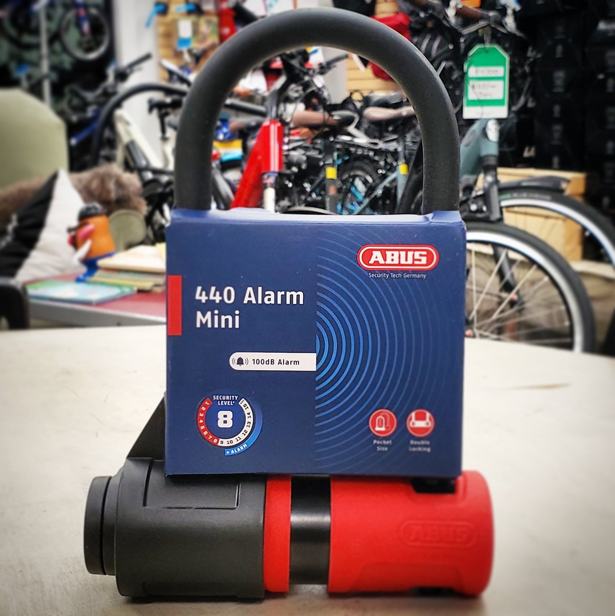 BikeBikeYYC's tweet photo. Keep your steed safe with the new Abus Mini Alarm lock. The lock will wail loudly if someone starts mucking about with your bike while it's locked up. Use in conjuction with another good lock for all day security.
#15DaysOfBikemas 
#InInglewood 
#yycbike
#shopsmall 
#abuslocks https://t.co/T9oPdIHMD8