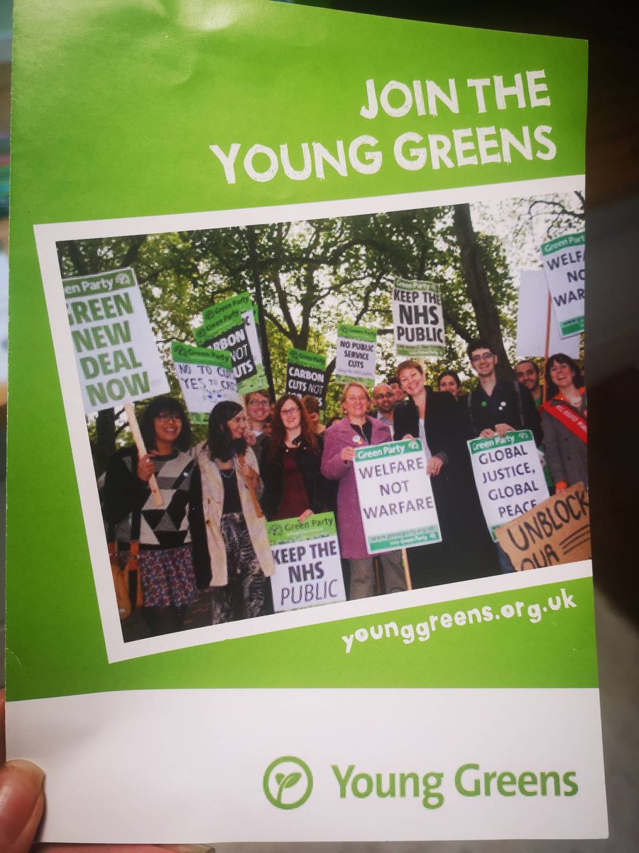 StroudGreens's tweet photo. This election is the #ClimateElection, the #BrexitElection but above all this is the #nextgenerationElection.
We must consider the lives of the young people in this country and vote for a better world for them too ๐๐
#YoungPeople #YoungGreens #VoteBrave https://t.co/RlQJT8sJpA