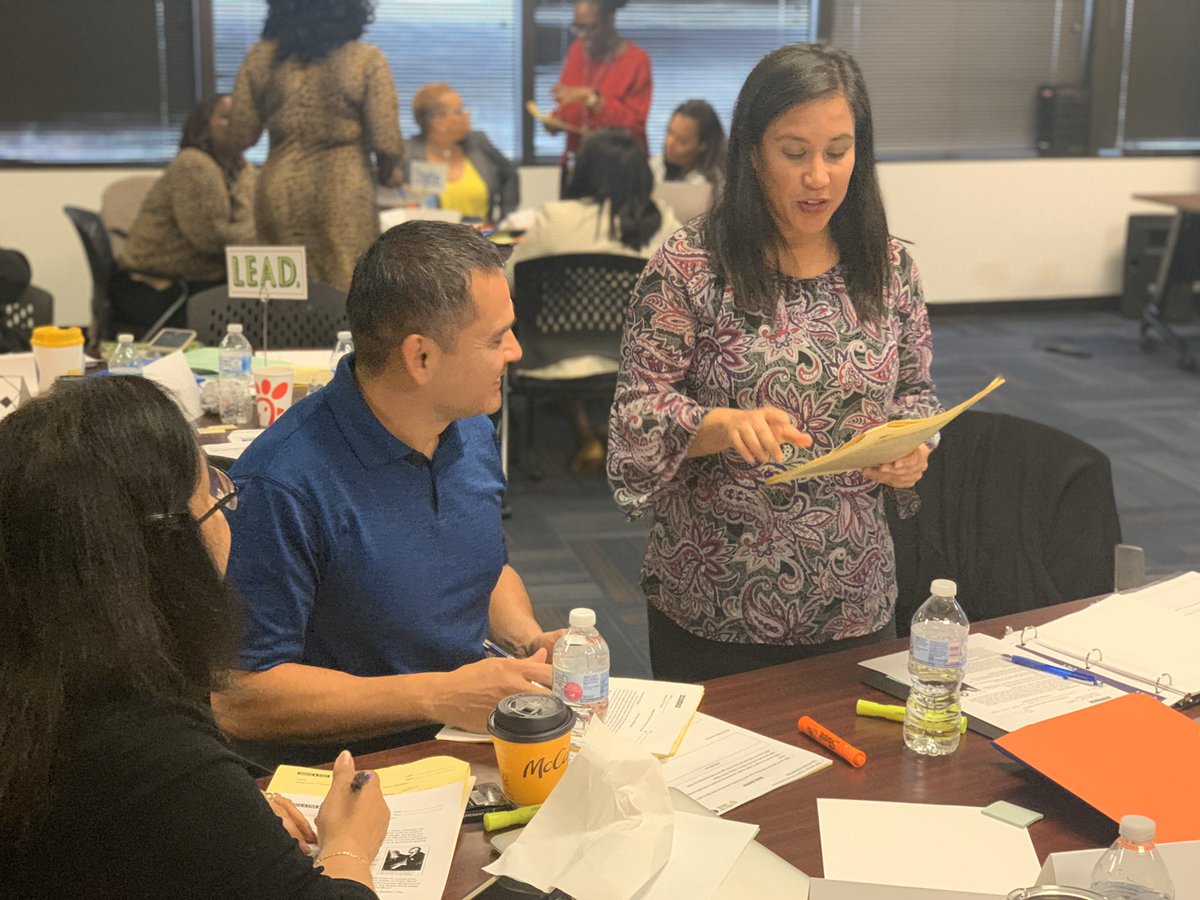 DrElenaSHill's tweet image. This week’s first of four sessions for Assistant Principals focused on aggressively monitoring student learning is happening now! #inthemomentfeedback #teacherexemplar #increasestudentlearning @LEAD_DallasISD @TeachingTrust