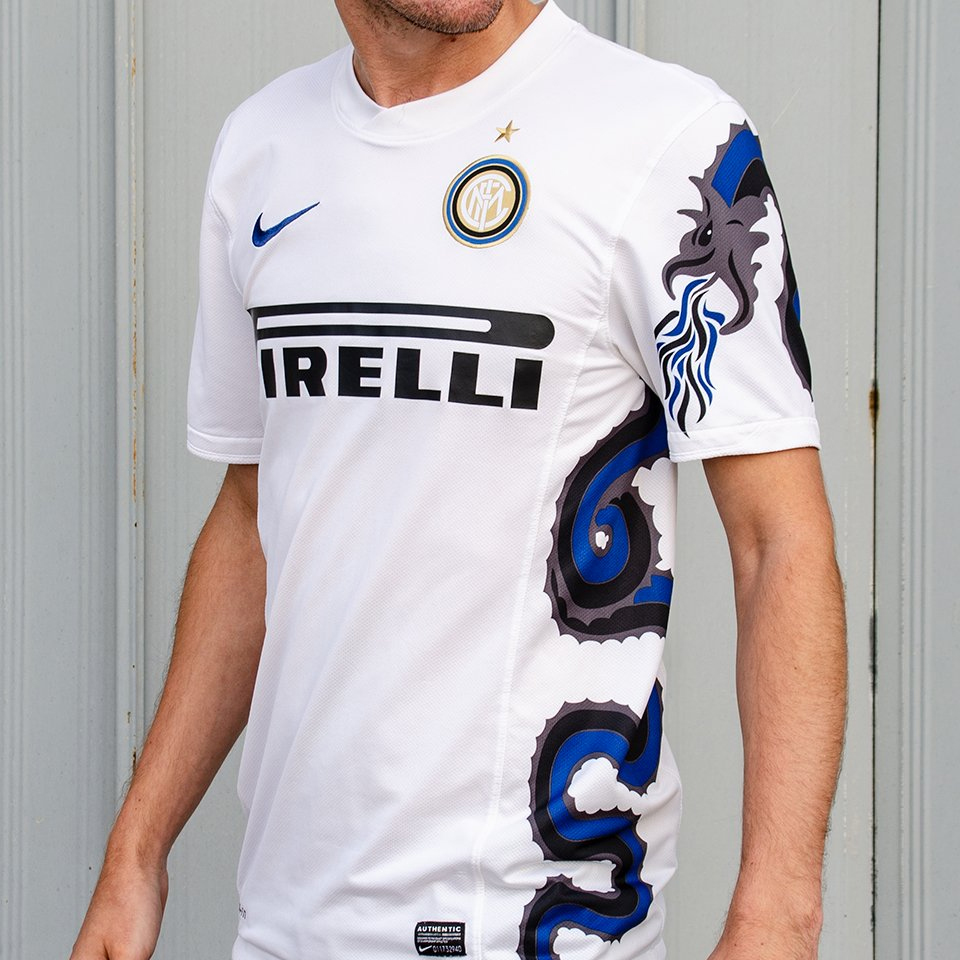 classicshirts's tweet image. Shirt of the Decade: Inter '10-11 away by Nike

RT to vote for this shirt

#shirtofthedecade