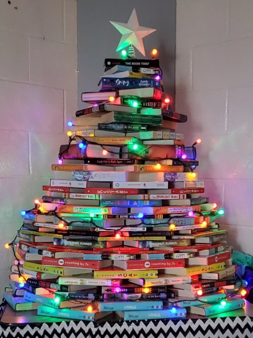 Mrs. Dumire’s reading classroom looks fantastic! Love the addition of the book Christmas tree!!!