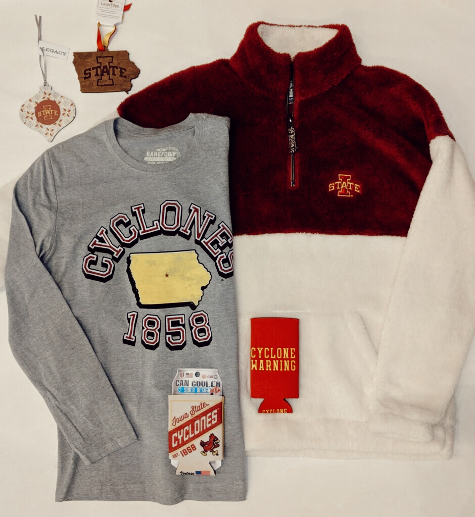 BarefootAmes's tweet photo. TEES THE SEASON for another  #BarefootSixPack 👣🎄 WANT TO WIN?! You know what to do 👇
FOLLOW, LIKE, &amp; RETWEET!
**come into the store &amp; sign up for an EXTRA ENTRY!**
#shopbarefoot #cyclONEnation #iowastate https://t.co/UwhOYIK58m