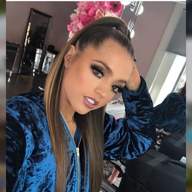 scambrat's tweet photo. Where's my money hoe.
#catfishbrat https://t.co/EIEnPCiHOz