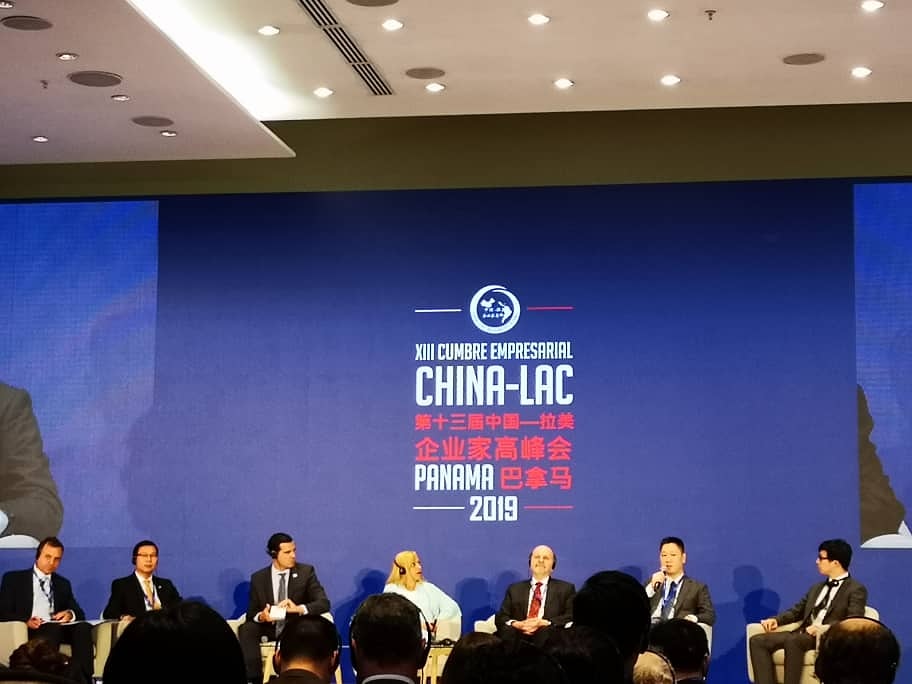 SinolamE's tweet photo. Shanghai Gorgeous Group, a través de su filial SSE, participó del evento CHINA-LAC 2019 que busca promover la cooperación integral y el comercio entre las empresas chinas, de América Latina y el Caribe. @zolicol @CAMCOLONRRPP @ColonAlcaldia  @auzonalibre @weiasecas https://t.co/OD3bJLHlX9
