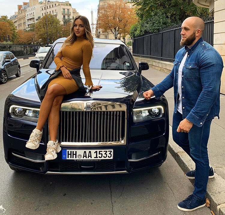 BatterieFaibles's tweet photo. Enfin une femme qui s’intéresse pas au physique et ça c’est beau 🙏🙏 https://t.co/w6rsvlDFWM
