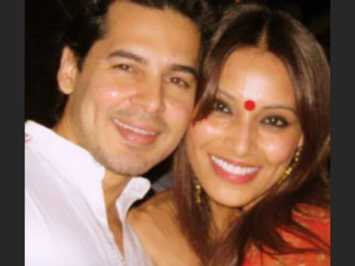 Happy Birthday Dino Morea: Bipasha Basu shares adorable throwback picture - Pune Mirror  