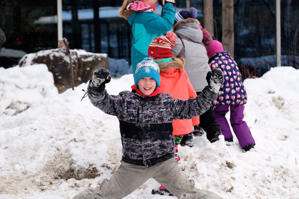 ScienceNorth's tweet photo. Adventure awaits at our two-day holiday camp! Register your child on January 2 - 3 and start the new year off with exciting exploration in the science centre and outdoors. ❄️🔎 Spaces are limited, so register today! ➡️ https://t.co/BZZSVqAin6 https://t.co/0TNk7hpGOV