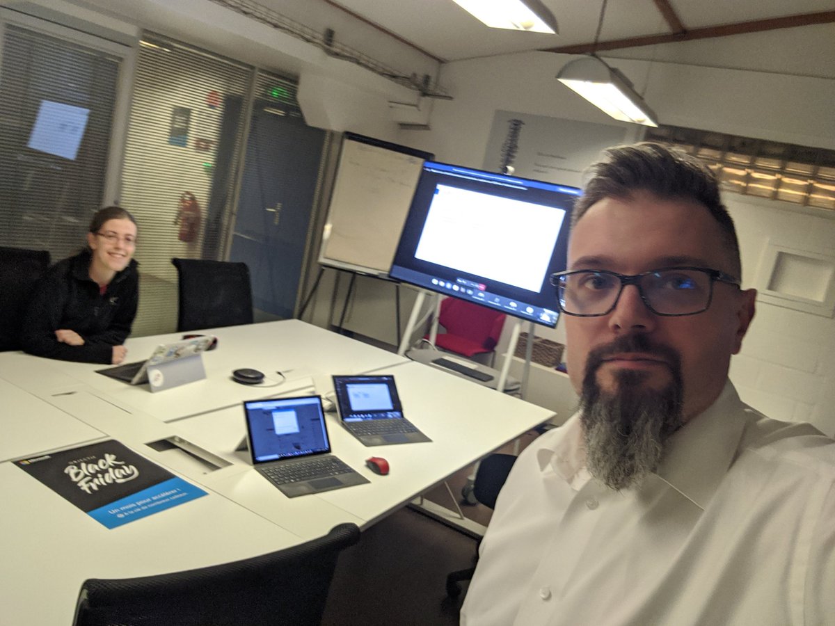 #AzTech - On est peu nombreux à la Fabrique @azeoTandT ce soir en raison des problématiques de transport mais il y a du monde en ligne pour écouter <a href="/paulpeton/">Paul PETON</a> de l'agence de Nantes nous parler #DataScience, #Python et #Azure
#extrapizza