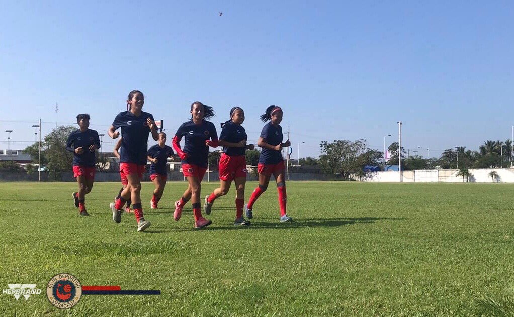 👀 🏃🏻‍♀️💨

#PorTiSeré ⚓️🔴🔵