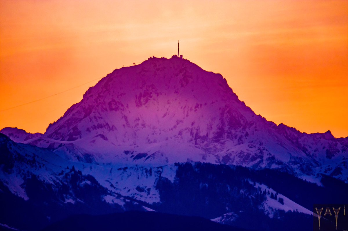 FrenchMountains's tweet image. Never seen it? Make sure you visit the incredible @PicduMidi