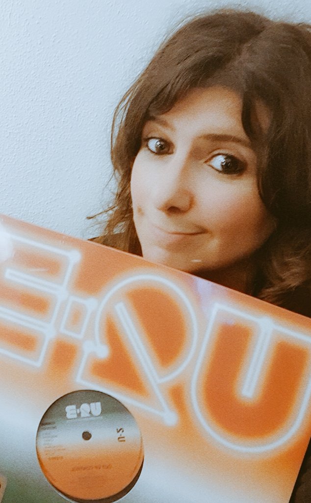 rockmycoffee's tweet photo. Look what found its way home! 🎶🥰
(thanks so much again mate!)
#U2Fam #u2three #laterecordstoreday #storiesforboys #andgirls #U2Three40th #U2 https://t.co/aV0BOFxe2L