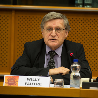 europawire's tweet photo. #Deprogrammierung: Willy Fautré, der Gründer und Vorsitzende von „Menschenrechte ohne Grenzen“: Auf die Verantwortung der Führungskräfte der presbyterianischen Kirche hinweisen, die solche Praktiken tolerieren, befürworten und vielleicht sogar finanzieren https://t.co/Gr5m57eF1F https://t.co/fS0bpcyRZY