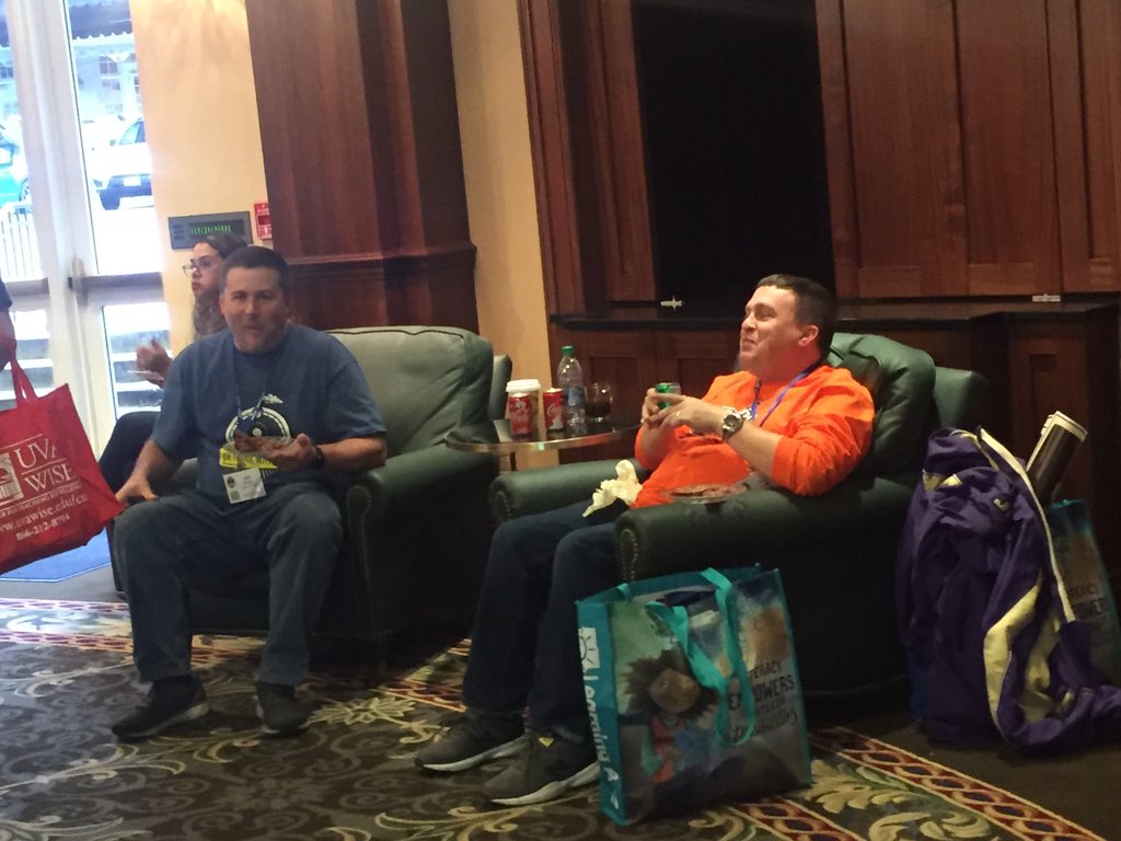 mertaylo's tweet photo. @BillDaisley @Wahoos2005 The 🥓 brothers are happy!!! @Bryan_T_Huber @DanielleAlicea1 @EMOEggert #vste2019 https://t.co/hwFOyZ7ttR