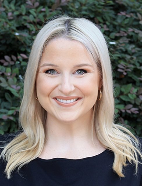 Congratulations to #UofSCHESA’s very own Elizabeth Longmire on receiving the 2019 William J. Brennan &amp; Jacque Placette Chapman Master’s Fellowship from <a href="/orderofomega/">Order of Omega IHQ</a>! We are so proud of you, Elizabeth! 🤙🤙🤙 #uofsc #sapro #forevertothee