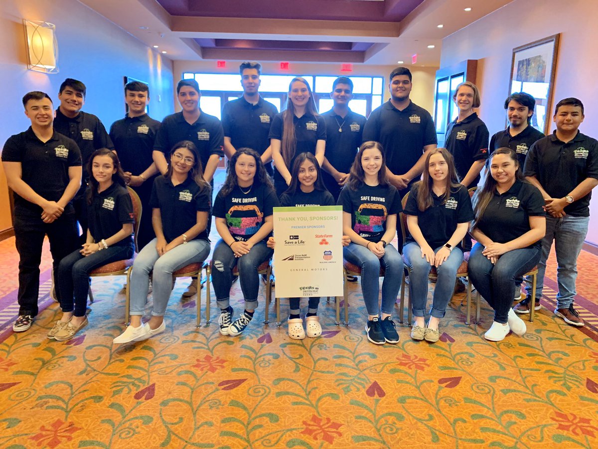 TeensDriverSeat's tweet photo. That’s a wrap on the 2019 #TDSsummit! Thank you to all our sponsors, speakers & exhibitors! Thank you to our wonderful #TDS team for making this possible! Most of all thank you to all the TDS teens out there who are committed to #teentrafficsafety & leading by example. 🥳 https://t.co/G2bDPzo7lJ