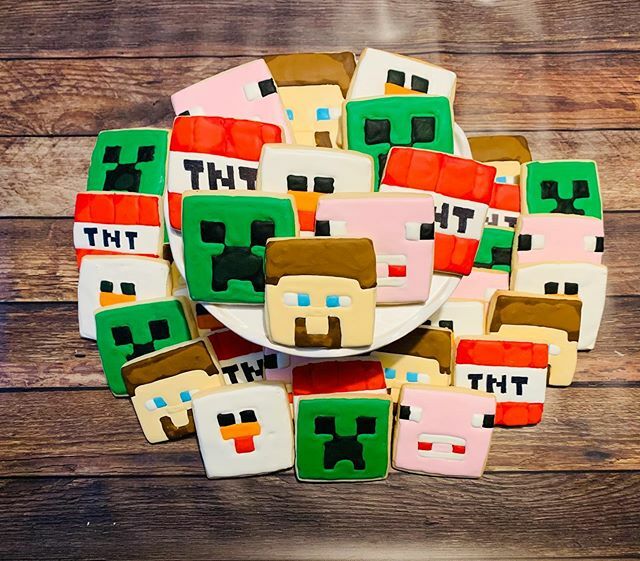 llbake's tweet photo. Mindcraft Cookies #llbake #cookies #customcookies #mindcraft #mindcraftcookies #birthdaycookies #marin #sanrafael #california https://t.co/z3XFA5e93f