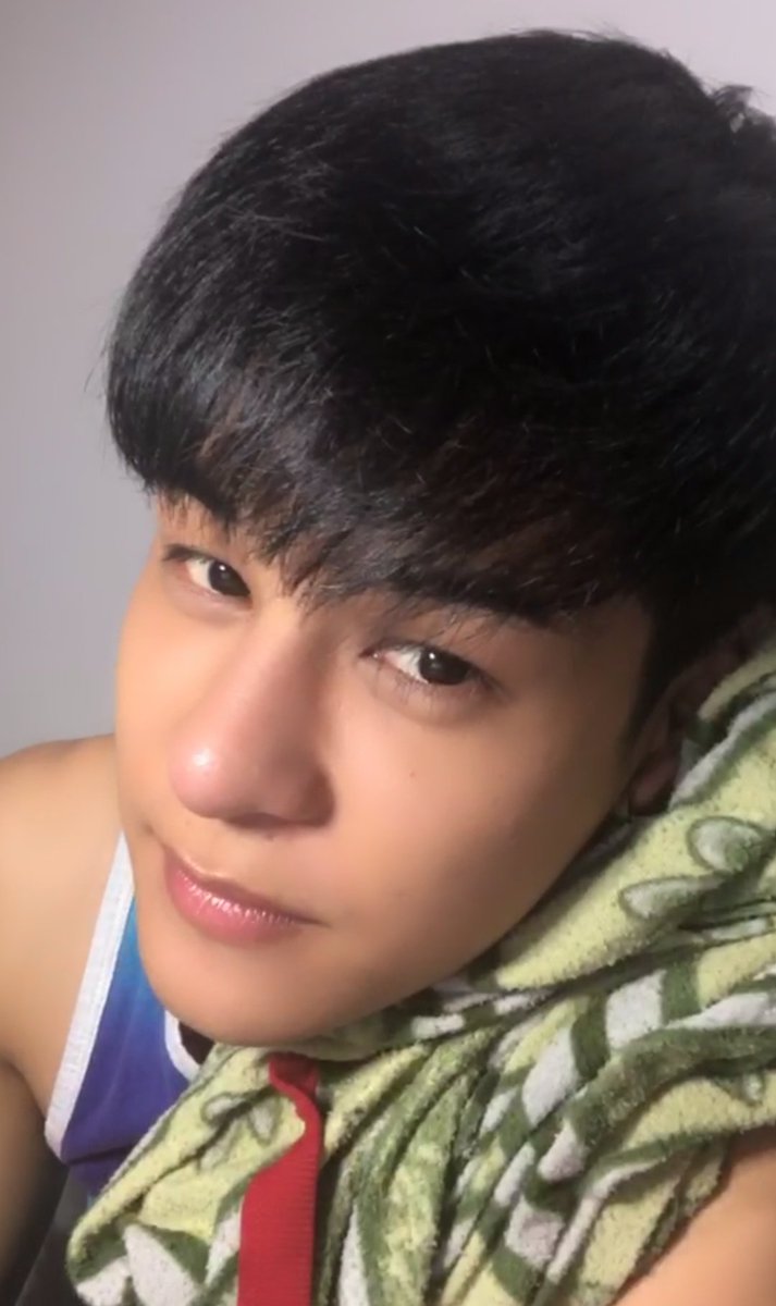 Saneevong28's tweet photo. น้องมาพี่ดีใจน้องลงไลฟ์พี่ตาสว่าง
น้องมาดึกอะ..
กำลังใจยามดึก
มากินยั่ว..แล้วก็จากไป555😊
#pakpoom
#เบบี้ฮาท 
@Art0739 https://t.co/vEkAv4Dvio