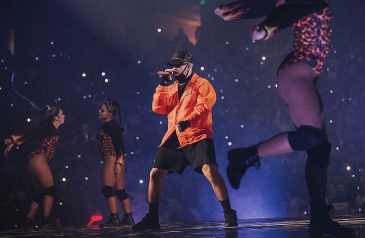 AcoustyleComm's tweet image. #BadBunny culmina exitosamente su icónica gira #X100PRE completamente sold out en Estados Unidos @sanbenito - mailchi.mp/e749fdaf528e/b…