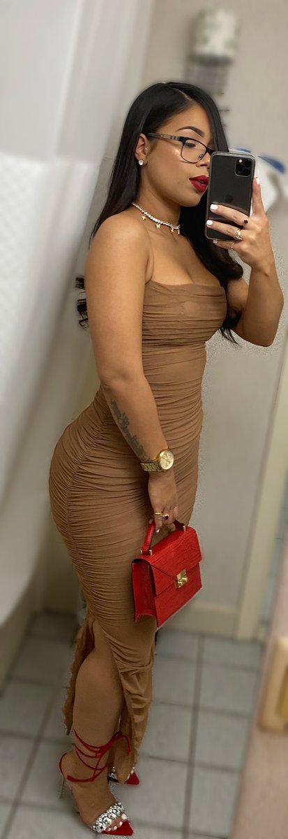 iWear_23's tweet photo. rare 🥴 https://t.co/SQlc0oN8dC