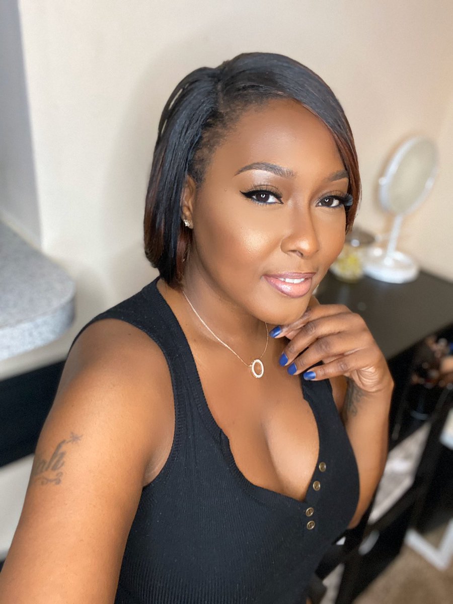 BlessedzHandz's tweet photo. Happy Money Making Monday Loves https://t.co/jA2uOPZtKI
