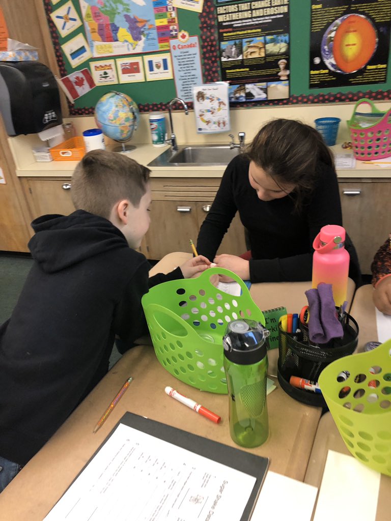 KMertenDLI's tweet photo. Our 4th grade scientists are exploring how rocks break apart over time #inquiry #mysteryscience #sugarshake #ladybuglife https://t.co/o3VVaoa9ly